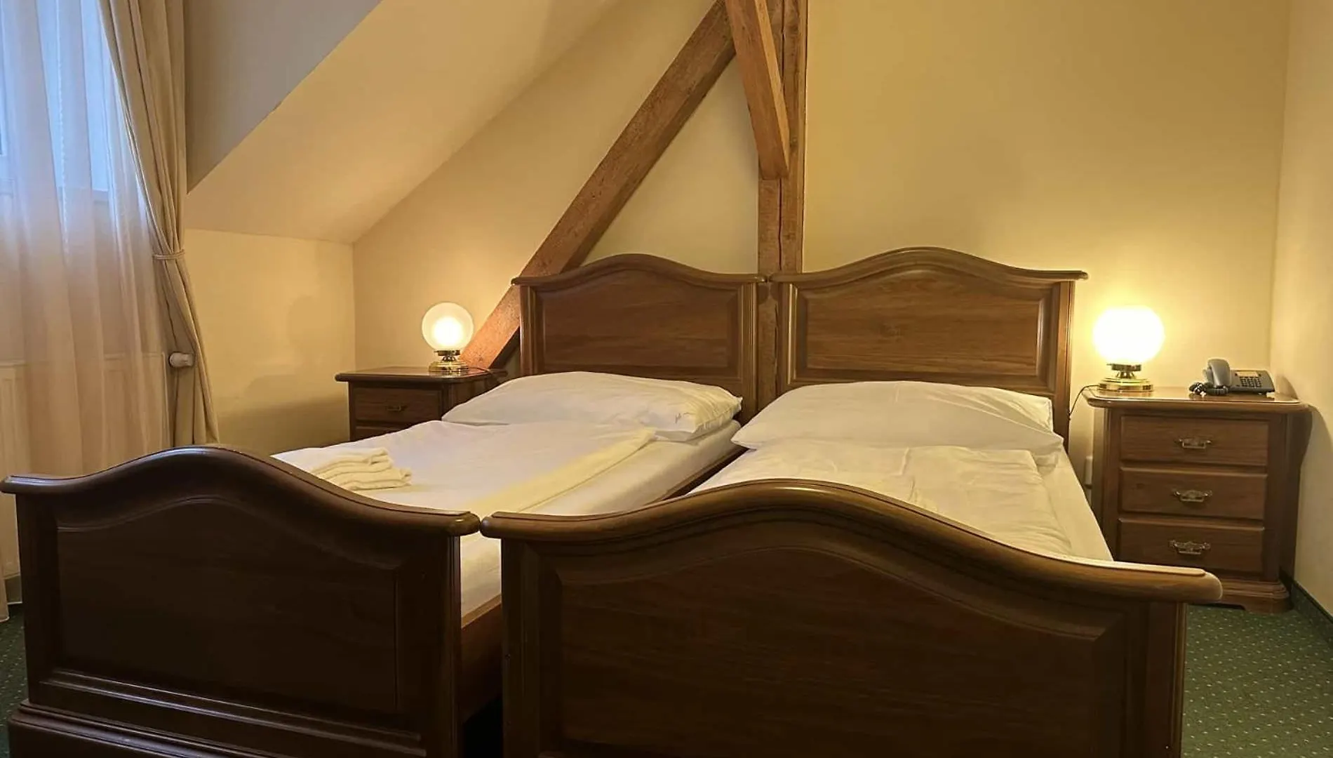 Hotel U Zámečku Cihelny Karlovy Vary