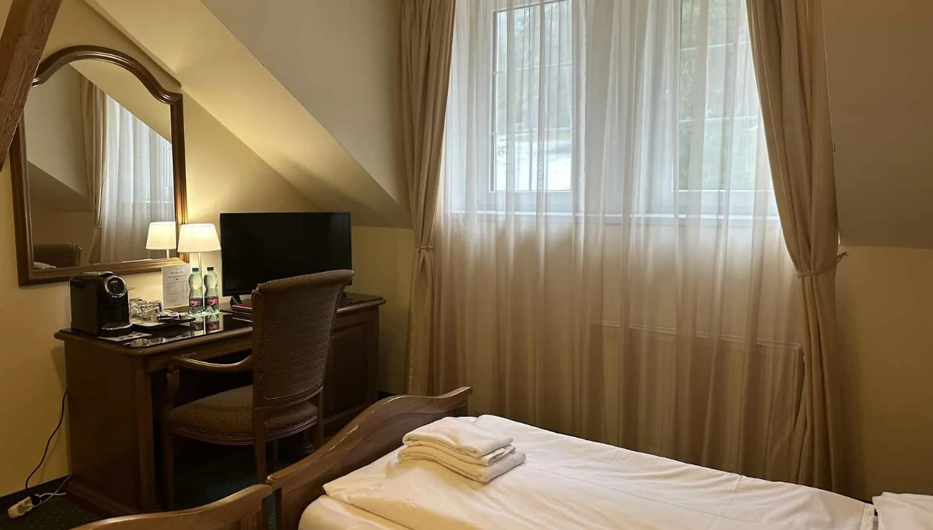 ***  Hotel U Zámečku Cihelny Karlovy Vary Česká republika