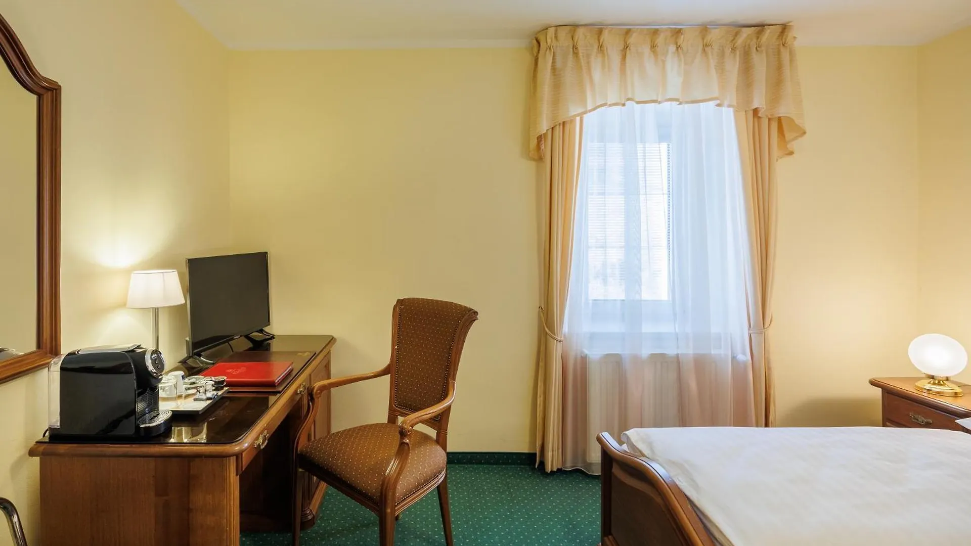 ***  Hotel U Zámečku Cihelny Karlovy Vary Česká republika